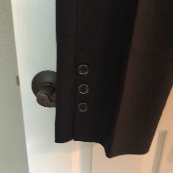 Capris - Picture 2 of 4